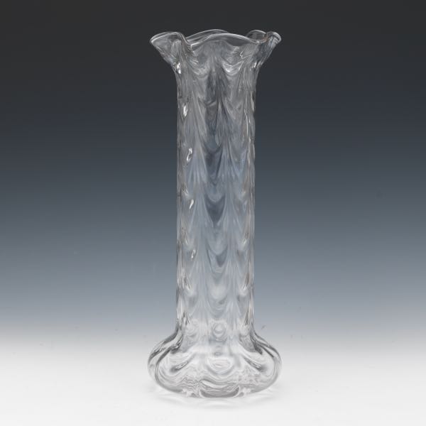CLEAR CRYSTAL FLOWING WATER VASE 14