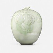 Cliff Lee. Vase with peaches.