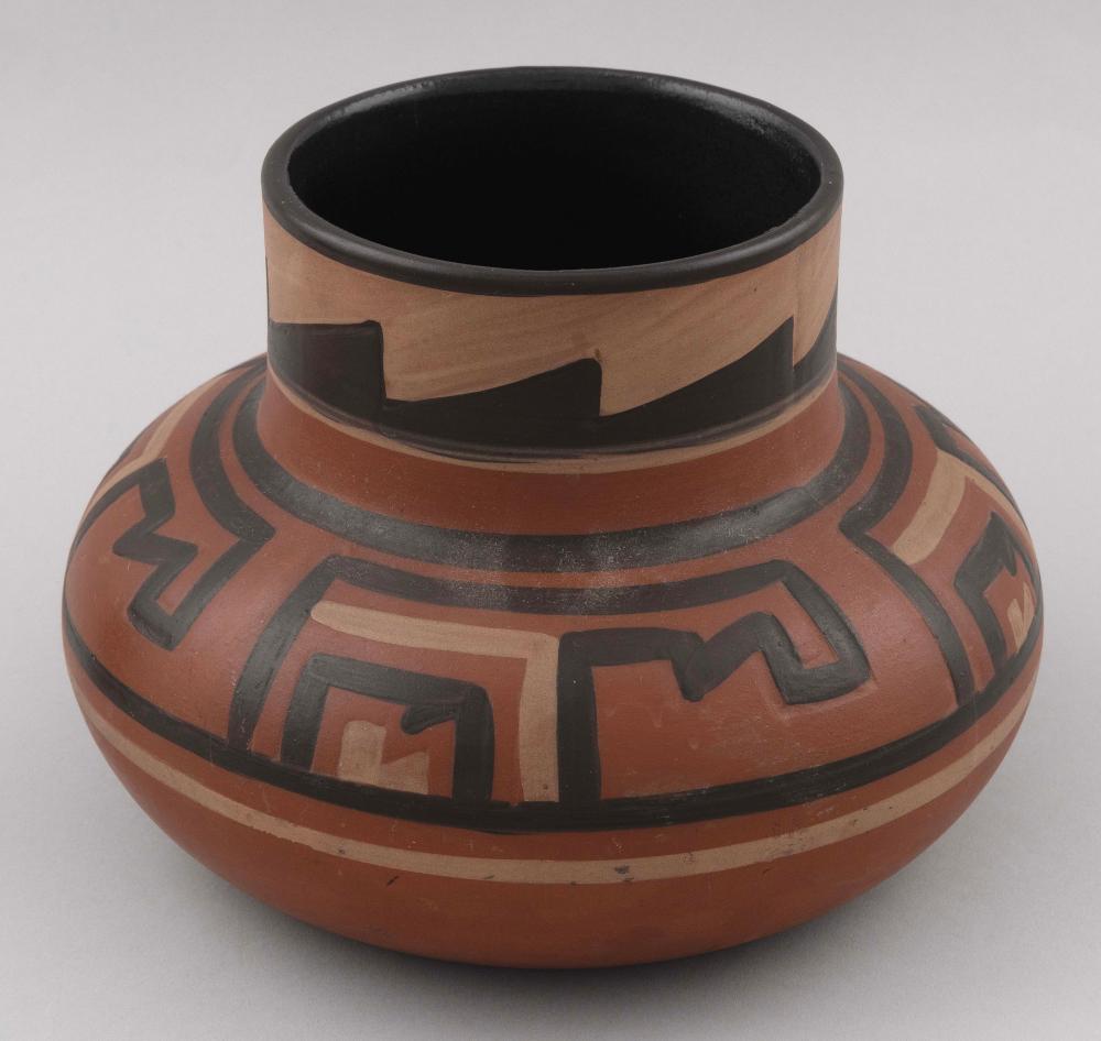 CLIFTON POTTERY "INDIAN WARE"