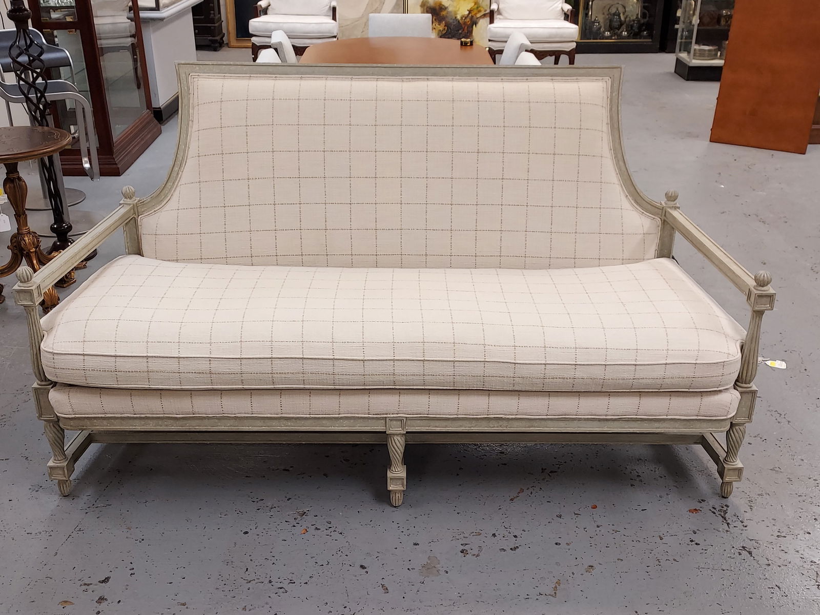 CLIVE DANIEL GUSTAVIAN STYLE