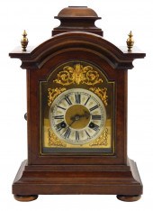 ++CLOCK: JUNGHANS BRACKET CLOC