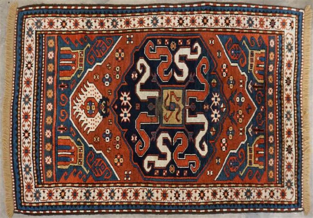 CLOUD BAND KAZAK RUG, 5 FT 3 IN X 3