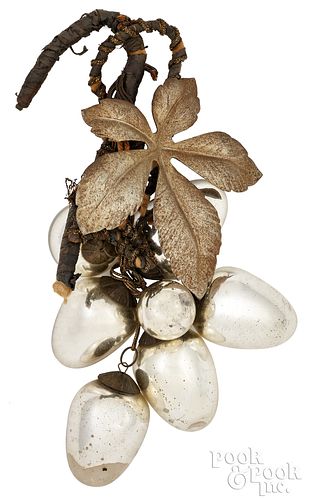 CLUSTER OF SILVER KUGEL EGG