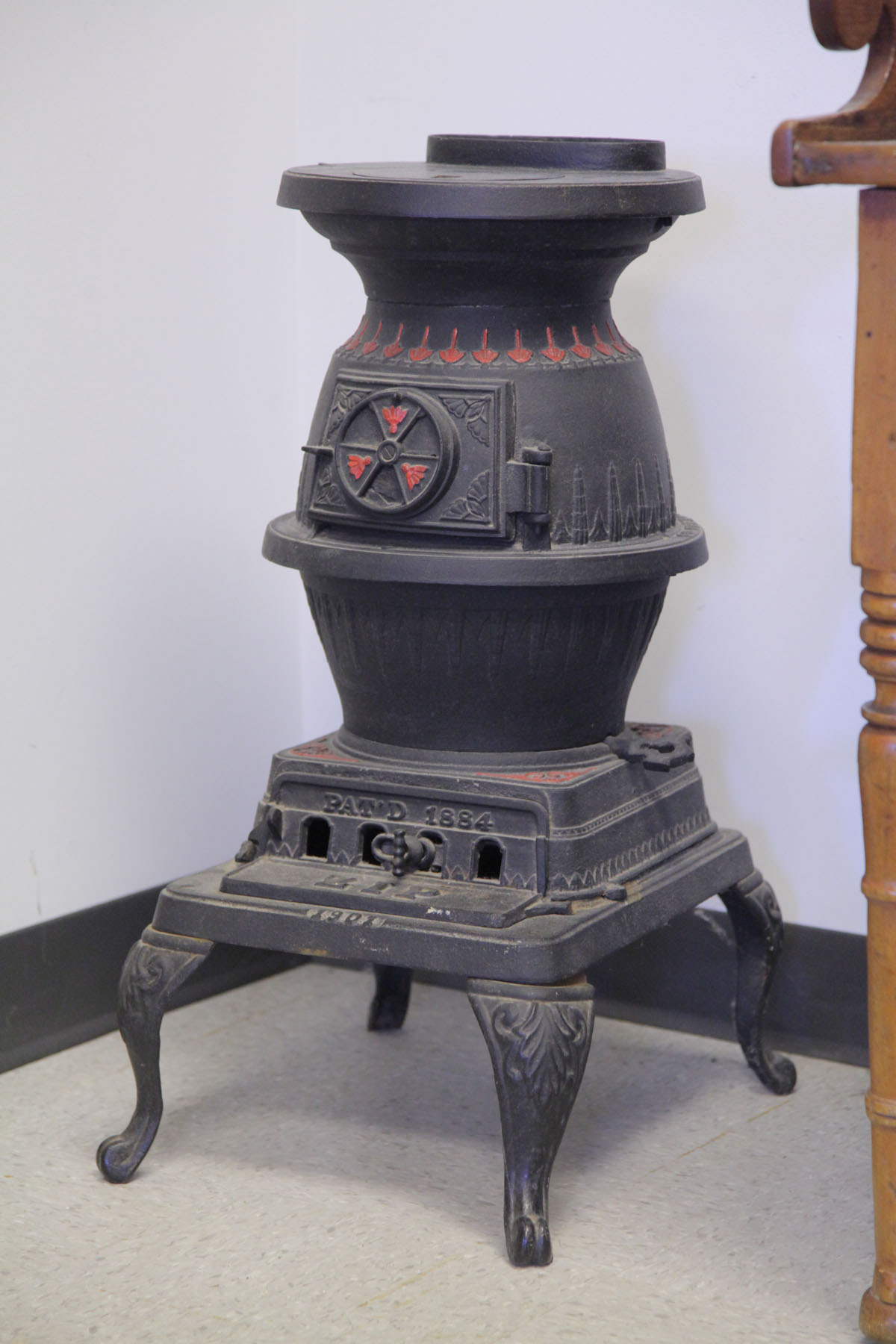 CO OPERATIVE POT BELLY STOVE.  Ohio