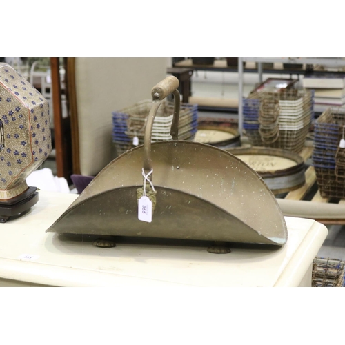 Coal scuttle 30cm H x 48cm L x 29cm
