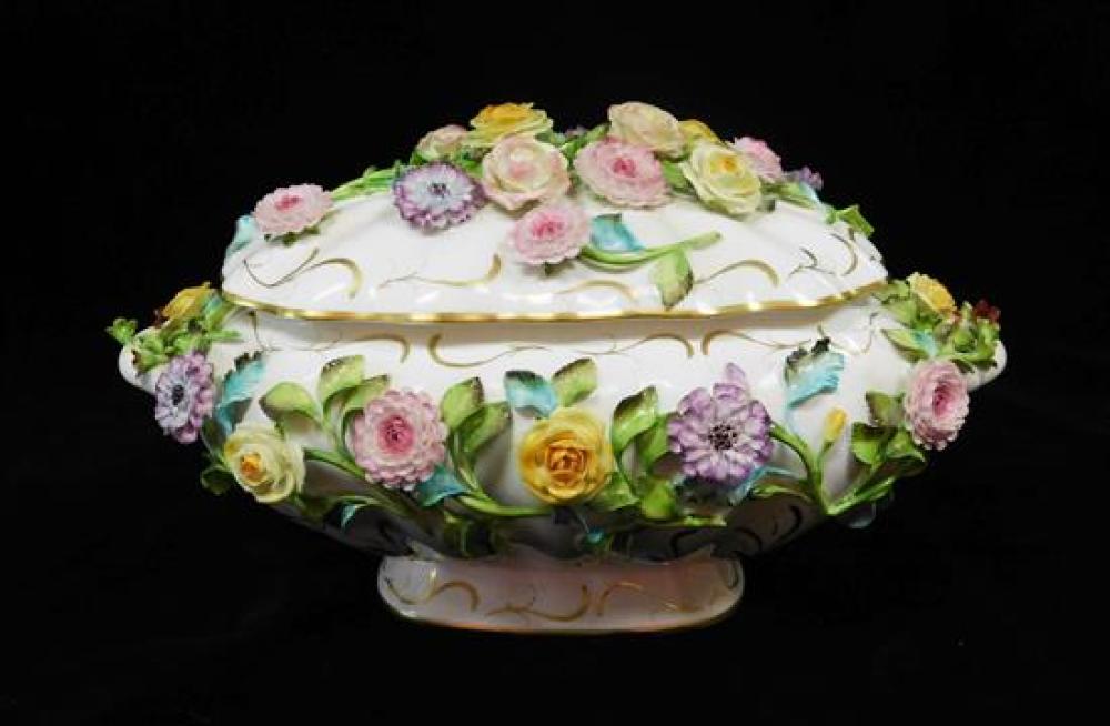 COALPORT, ENGLAND COVERED TUREEN,