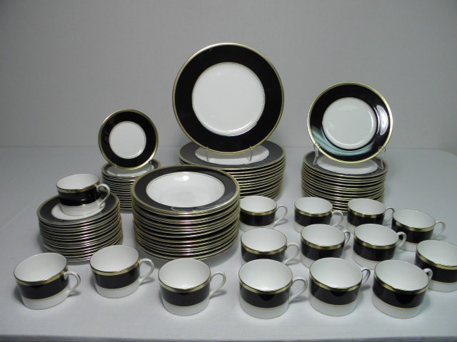 Coalport porcelain dinnerware