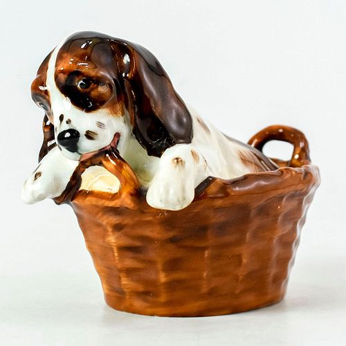 COCKER SPANIEL CHEWING HANDLE