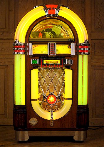 COIN OPERATED WURLITZER JUKEBOX