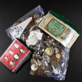 COIN&CURRENCY LOT: INCLUDING 1