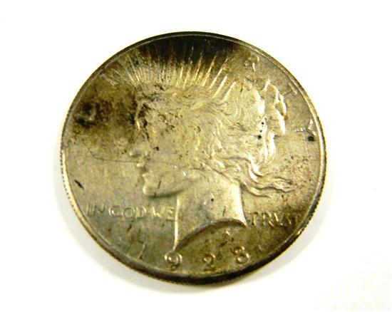 COINS: 1928 Peace Dollar  extremely