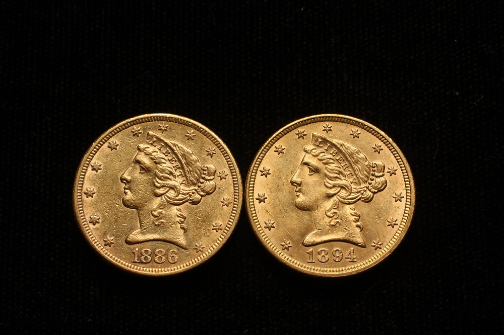 COINS - (2) Liberty $5 Gold Coins