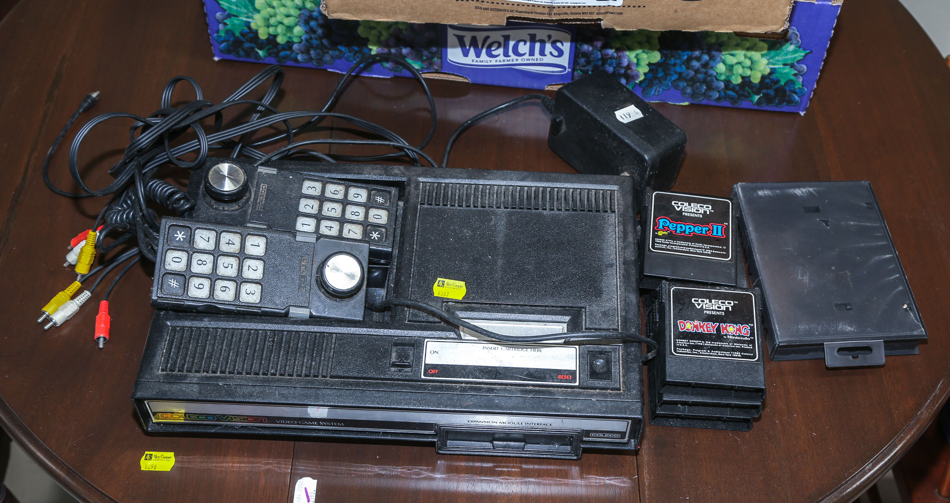 COLECO VISION VIDEO GAME SYSTEM