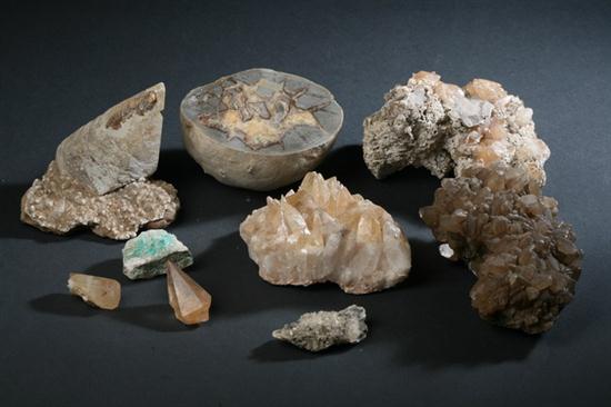 COLLECTION CALCITE MINERALS.