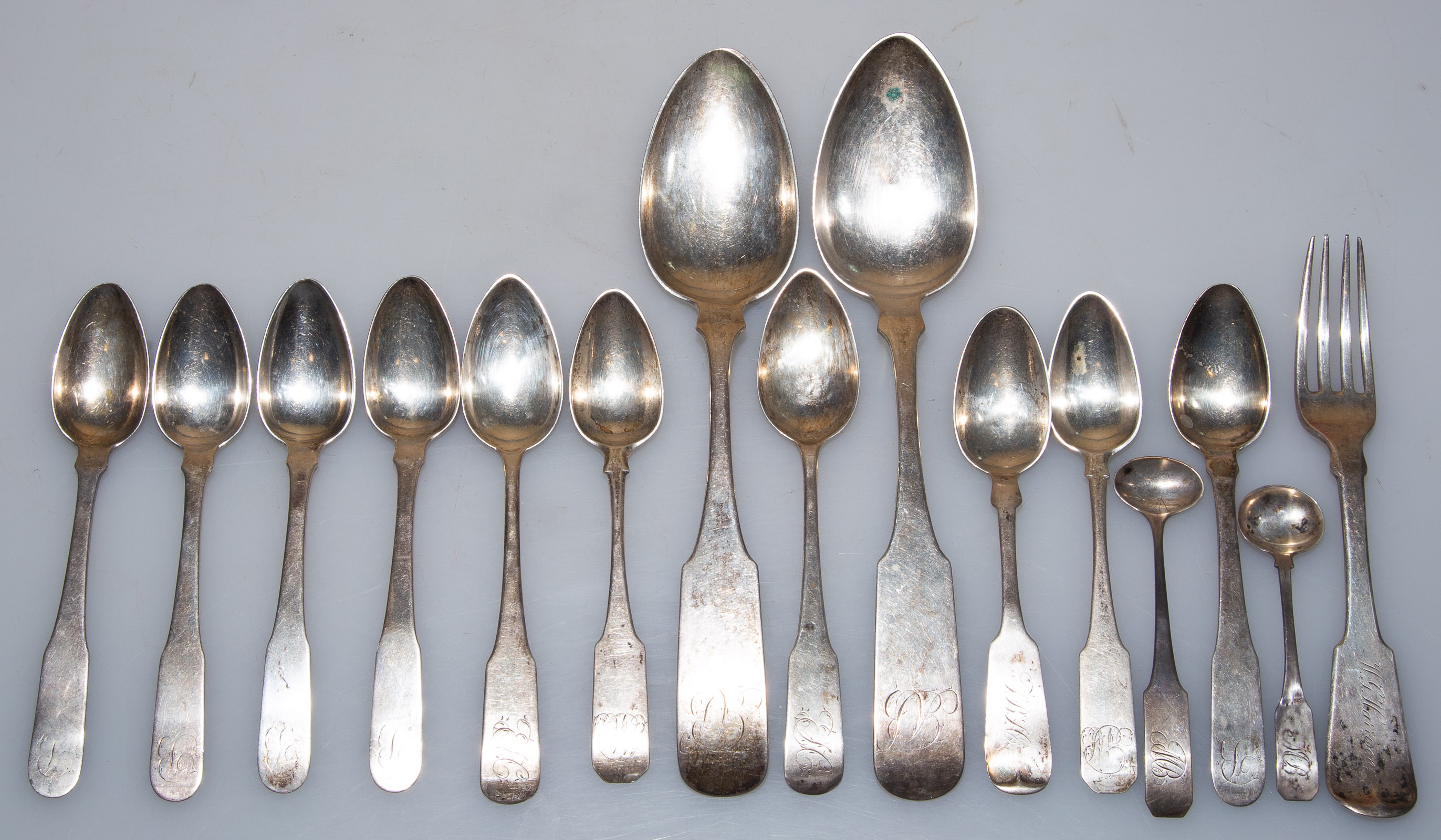 COLLECTION COIN SILVER FLATWARE