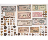 COLLECTION FOREIGN PAPER AND C
