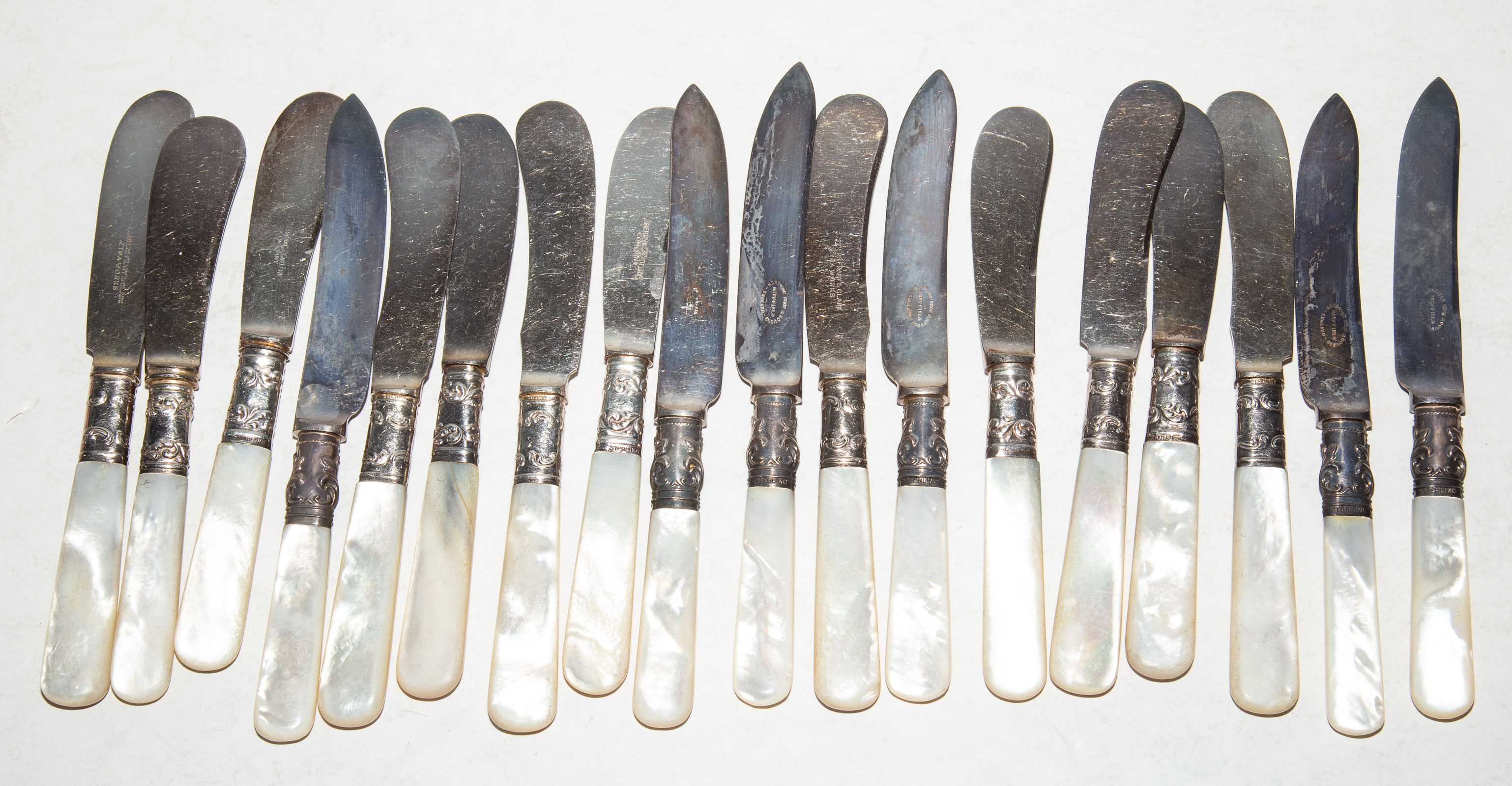 COLLECTION MOTHER-OF-PEARL