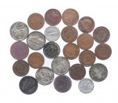 COLLECTION ODDS & ENDS A coupl