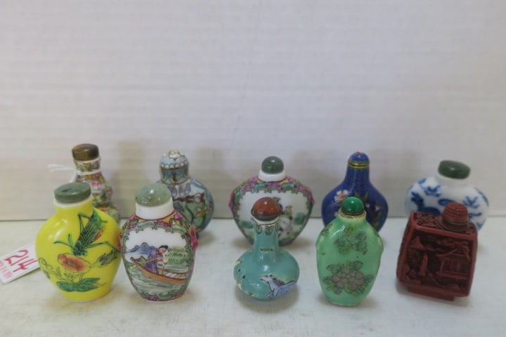 COLLECTION OF 10 CHINESE SNUFF