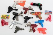 COLLECTION OF 13 VINTAGE TOY P