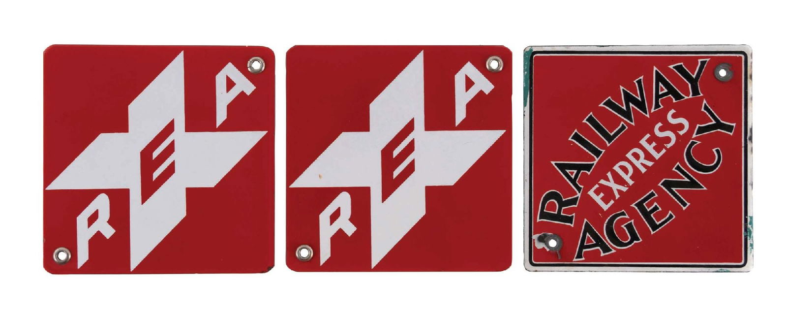COLLECTION OF 3: PORCEALIN RAILROAD