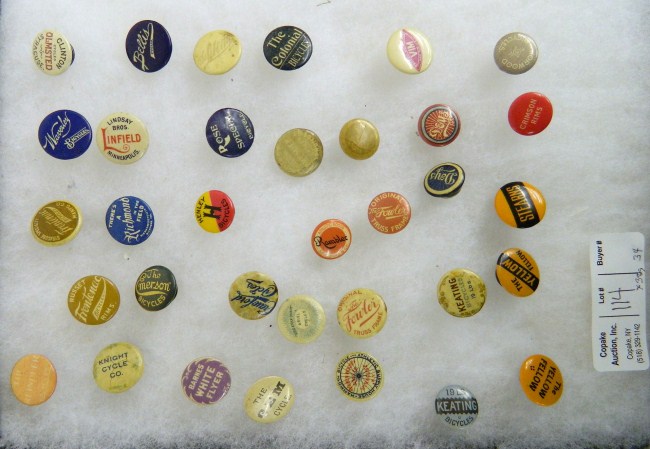 Collection of 34 lapel