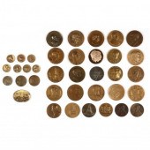 COLLECTION OF (37) VINTAGE COM