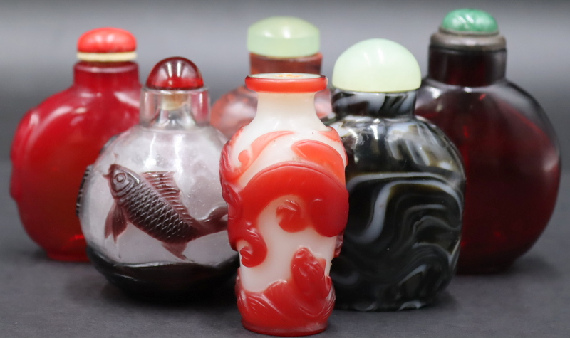 COLLECTION OF (6) CHINESE GLASS