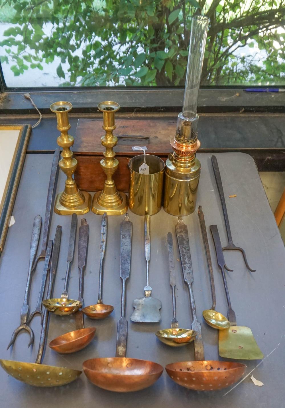 COLLECTION OF ANTIQUE AND PRIMITIVE