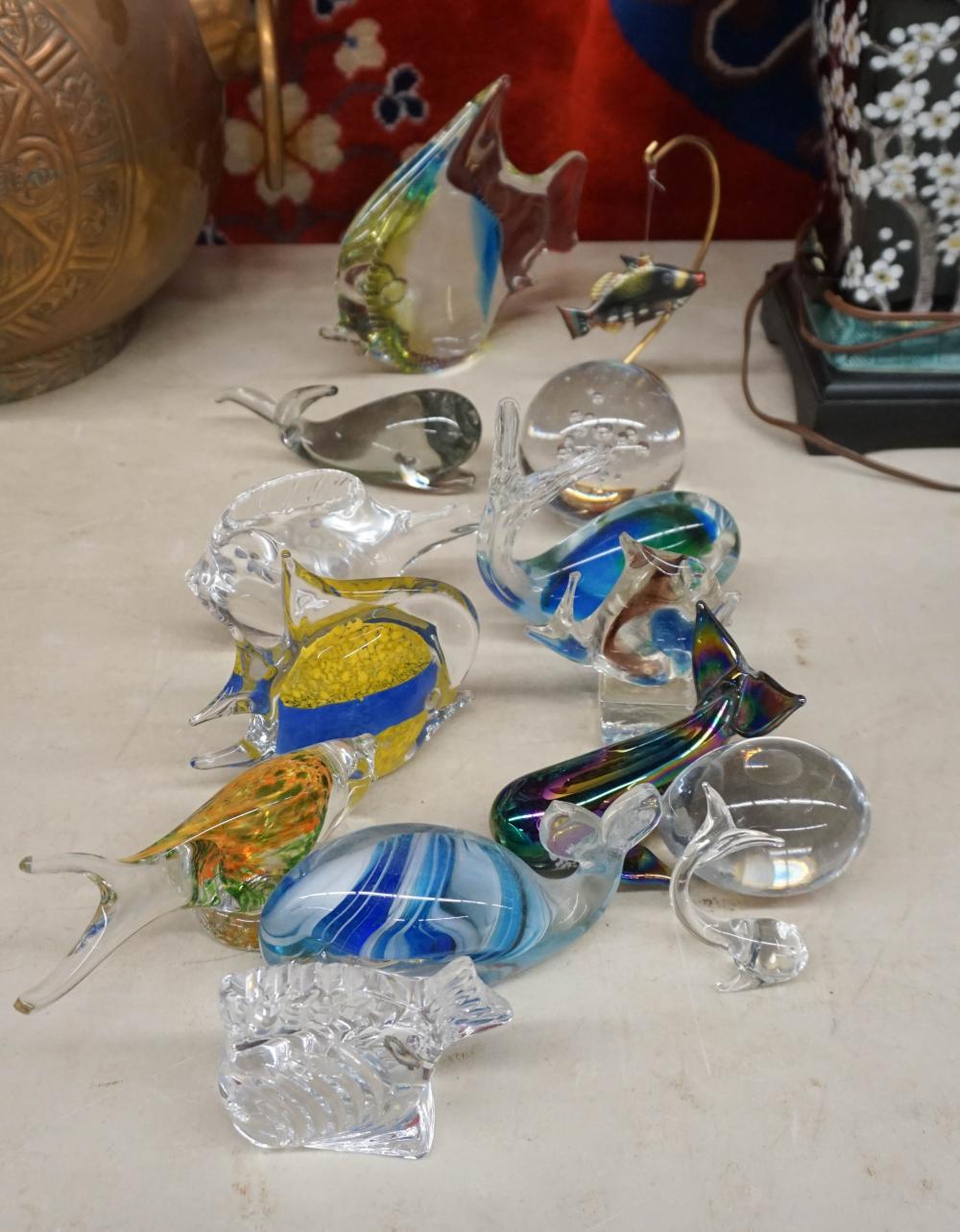 COLLECTION OF ART GLASS FIGURES AND