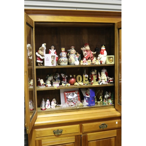 Collection of as new Christmas