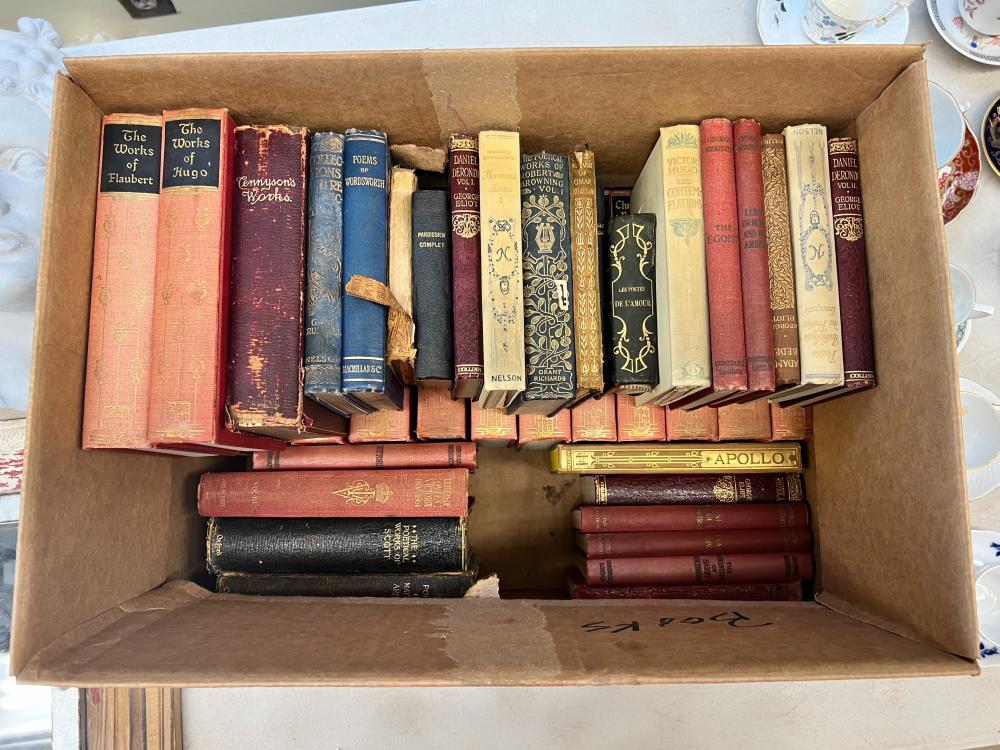 COLLECTION OF ASSORTED