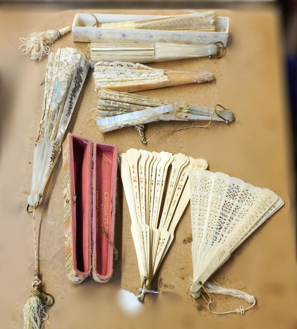 COLLECTION OF ASSORTED CHINESE