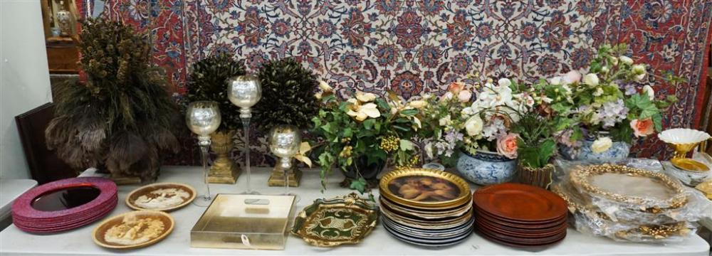 COLLECTION OF ASSORTED DECORATIVE