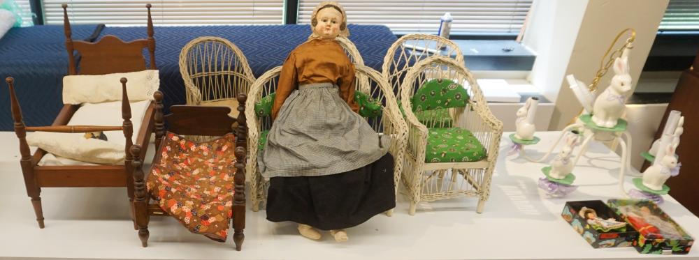 COLLECTION OF ASSORTED DOLL