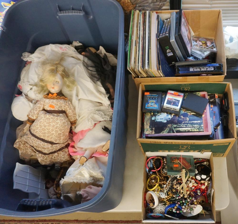COLLECTION OF ASSORTED DOLLS,