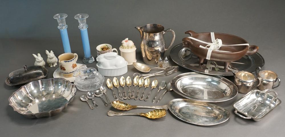 COLLECTION OF ASSORTED GLASS,