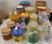 COLLECTION OF ASSORTED KITCHEN