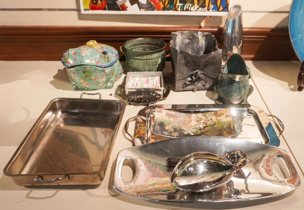 COLLECTION OF ASSORTED METAL AND