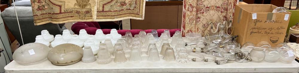 COLLECTION OF ASSORTED MOLDED