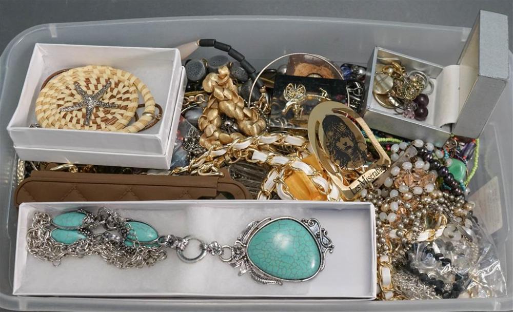 COLLECTION OF ASSORTED