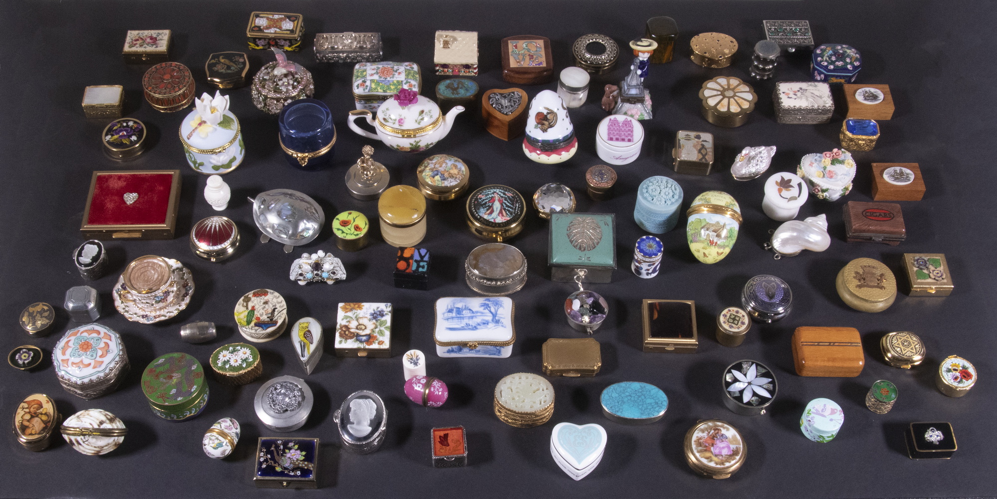 COLLECTION OF ASSORTED SMALL
