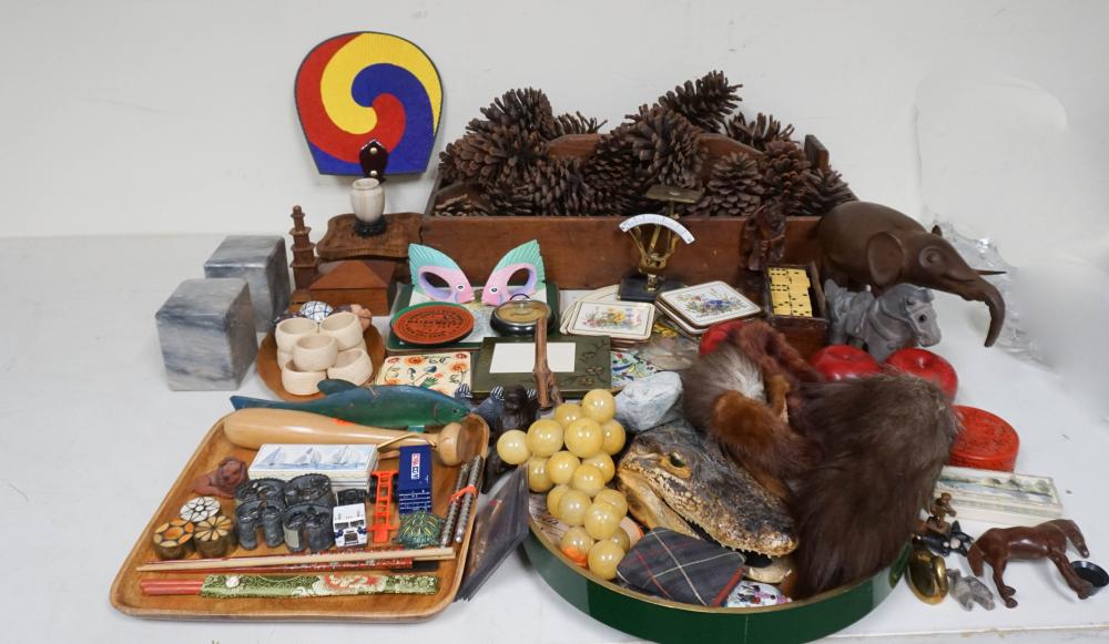 COLLECTION OF ASSORTED TABLE AND