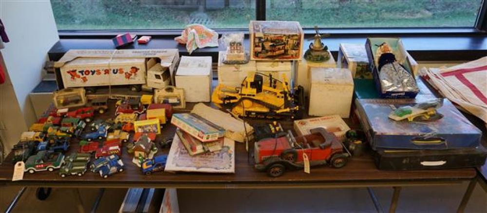 COLLECTION OF ASSORTED TOYS,