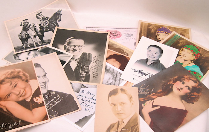 COLLECTION OF AUTOGRAPHS and