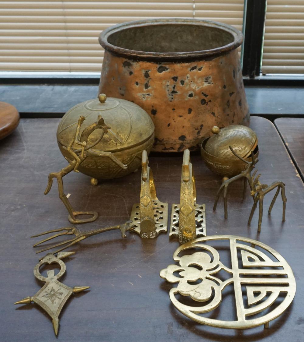 COLLECTION OF BRASS AND COPPER
