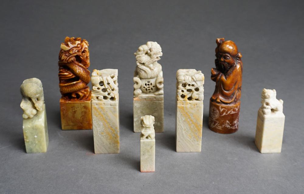 COLLECTION OF CHINESE CARVED