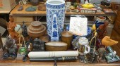 COLLECTION OF CHINESE CARVED W