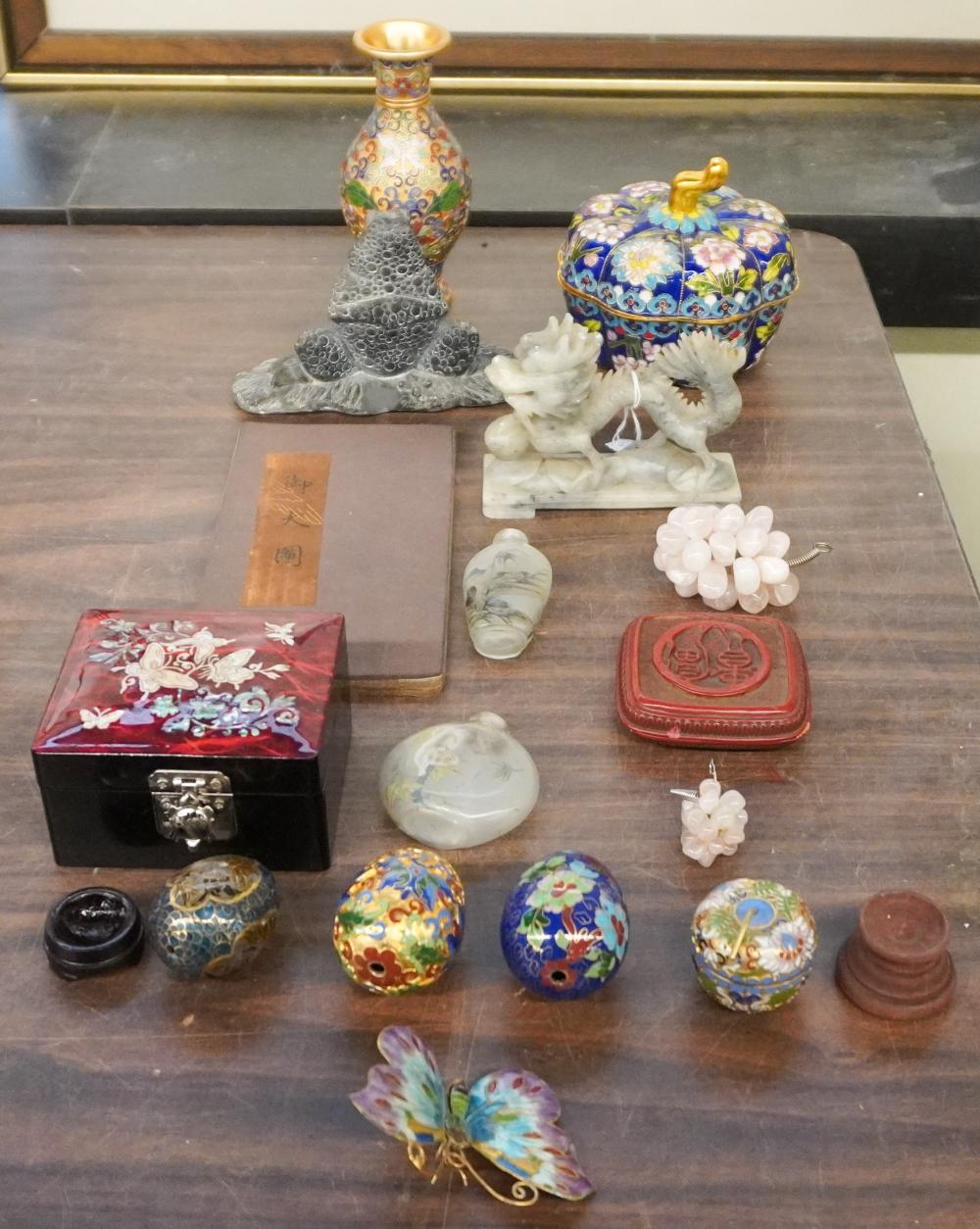 COLLECTION OF CHINESE CLOISONNé AND