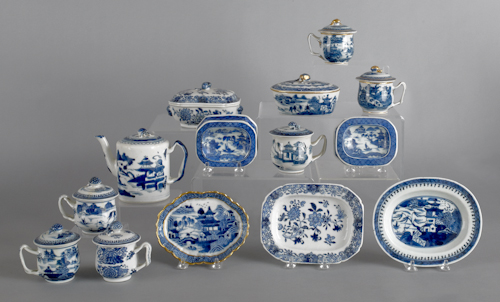 Collection of Chinese export blue